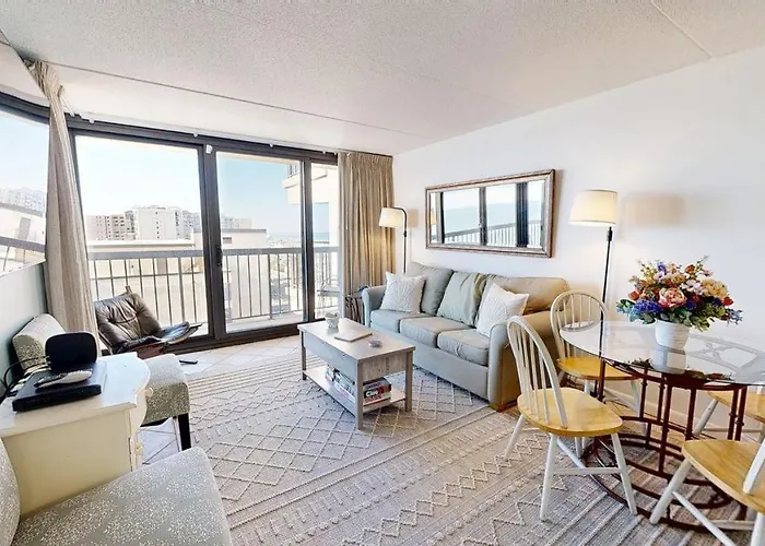 Stunning Oceanfront With Private Balcony Access Pools & Game