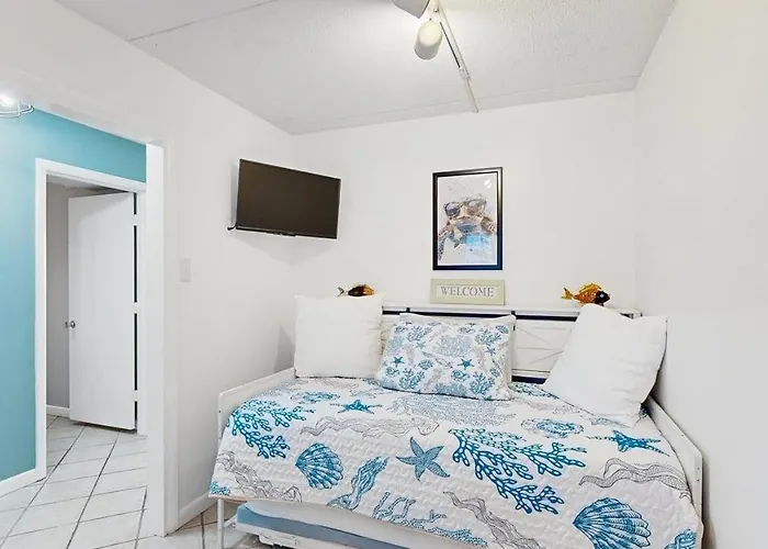 Stunning Oceanfront With Private Balcony Access Pools & Game Holiday home Ocean City