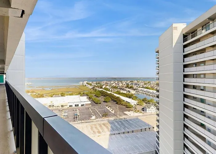 Stunning Oceanfront With Private Balcony Access Pools & Game * Ocean City