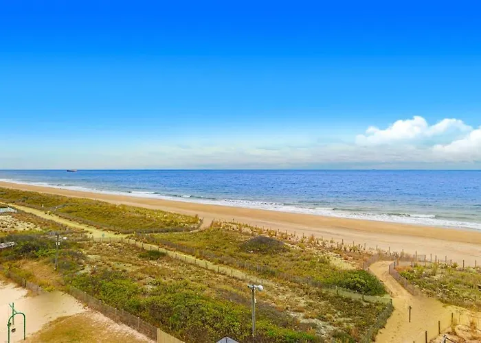 Stunning Oceanfront With Private Balcony Access Pools & Game *