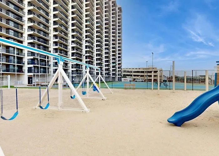 Stunning Oceanfront With Private Balcony Access Pools & Game