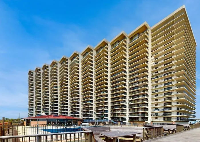 Stunning Oceanfront With Private Balcony Access Pools & Game Ocean City